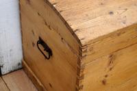 Pine Dome Top Trunk (3 of 9) Pine Dome Top Trunk (3 of 9)