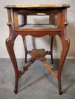 Edwardian Mahogany Bijouterie Table / Display Table (6 of 10) Edwardian Mahogany Bijouterie Table / Display Table (6 of 10)