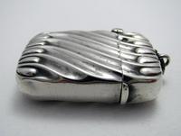 Good Quality CHESTER Antique Victorian 1899 Solid Sterling Silver English Wrythen Vesta Case Match Box. John Millward Banks (4 of 11) Good Quality CHESTER Antique Victorian 1899 Solid Sterling Silver English Wrythen Vesta Case Match Box. John Millward Banks (4 of 11)
