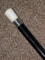 Antique Hallmarked 1914 Silver Pommel Topped Ebony Walking Stick / Cane - 92cm (9 of 13) Antique Hallmarked 1914 Silver Pommel Topped Ebony Walking Stick / Cane - 92cm (9 of 13)