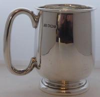 1933 Hallmarked Solid Silver 1/2 Half Pint Tankard Christening Mug E Viner (6 of 8) 1933 Hallmarked Solid Silver 1/2 Half Pint Tankard Christening Mug E Viner (6 of 8)
