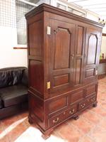 Country Oak Press Cupboard c.1730 (2 of 10) Country Oak Press Cupboard c.1730 (2 of 10)