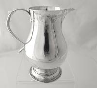 Iconic Georgian silver ‘Sparrow Beak’ jug John Gammon London 1736 (4 of 5) Iconic Georgian silver ‘Sparrow Beak’ jug John Gammon London 1736 (4 of 5)