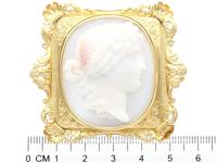 Carved Hardstone & 18ct Yellow Gold Cameo Brooch - Antique c.1860 (8 of 9) Carved Hardstone & 18ct Yellow Gold Cameo Brooch - Antique c.1860 (8 of 9)
