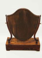 George III Mahogany Serpentine fronted, shield dressing table mirror (7 of 16) George III Mahogany Serpentine fronted, shield dressing table mirror (7 of 16)