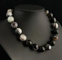 Antique Victorian Banded Agate Bead Necklace (5 of 13) Antique Victorian Banded Agate Bead Necklace (5 of 13)