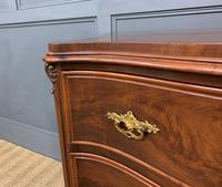 19th Century French Flame Mahogany Commode (11 of 20) 19th Century French Flame Mahogany Commode (11 of 20)