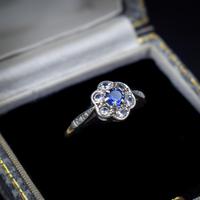 Antique Blue Sapphire & White Sapphire 9ct Gold Cluster Daisy Ring (2 of 10) Antique Blue Sapphire & White Sapphire 9ct Gold Cluster Daisy Ring (2 of 10)