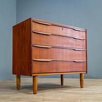 Teak Veneer Chest of Drawers (5 of 10) Teak Veneer Chest of Drawers (5 of 10)