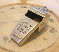 Vintage Pocket Watch Chain Whistle Fob 1940 Railway Or Police Fob (2 of 7) Vintage Pocket Watch Chain Whistle Fob 1940 Railway Or Police Fob (2 of 7)