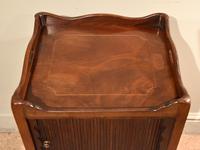 Matched Pair of Mahogany Bedside Cabinets / Tables (4 of 9) Matched Pair of Mahogany Bedside Cabinets / Tables (4 of 9)