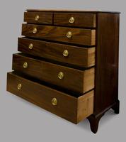 19th Century Mahogany Chest of Drawers (2 of 4) 19th Century Mahogany Chest of Drawers (2 of 4)