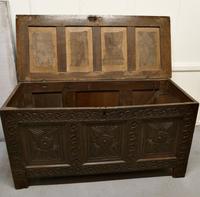 Large 18th Century Carved Oak Coffer (5 of 8) Large 18th Century Carved Oak Coffer (5 of 8)