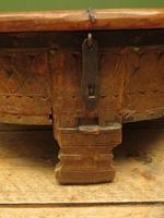Antique Carved Indian Chakki Table Coffee Table with Lid (4 of 14) Antique Carved Indian Chakki Table Coffee Table with Lid (4 of 14)