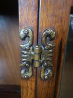 Wood Bros Old Charm Oak Dresser Tudor Brown (6 of 11) Wood Bros Old Charm Oak Dresser Tudor Brown (6 of 11)