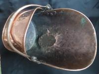 Edwardian Copper Coal Scuttle with Tongs. 1901/1910 (2 of 6) Edwardian Copper Coal Scuttle with Tongs. 1901/1910 (2 of 6)