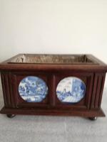 Rare Pair of Early 19th Century Dutch Jardinieres (18 of 21) Rare Pair of Early 19th Century Dutch Jardinieres (18 of 21)