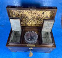 William IV Rosewood Tea Caddy With Mother of Pearl Inlay (9 of 15) William IV Rosewood Tea Caddy With Mother of Pearl Inlay (9 of 15)