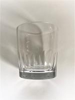 A handsome mid 19th Century cut Whisky tumbler (3 of 4) A handsome mid 19th Century cut Whisky tumbler (3 of 4)