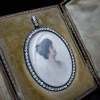 Antique Paste Portrait Miniature Silver Oval Locket Pendant in Box (8 of 9) Antique Paste Portrait Miniature Silver Oval Locket Pendant in Box (8 of 9)
