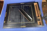 Victorian Brass Inlaid Walnut Writing Slope (11 of 21) Victorian Brass Inlaid Walnut Writing Slope (11 of 21)