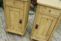 Exceptional Quality Pair of Old Stripped Pine Bedside Cabinets (3 of 9) Exceptional Quality Pair of Old Stripped Pine Bedside Cabinets (3 of 9)