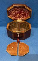Georgian Hexagonal Mahogany Twin Section Tea Caddy with Inlay (13 of 18) Georgian Hexagonal Mahogany Twin Section Tea Caddy with Inlay (13 of 18)