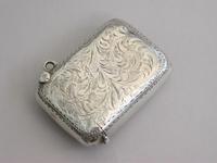 Edwardian Silver Combination Vesta & Stamp Case, By Joseph Gloster, Birmingham, 1904, (5 of 15) Edwardian Silver Combination Vesta & Stamp Case, By Joseph Gloster, Birmingham, 1904, (5 of 15)
