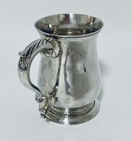 18th Century Georgian Solid Sterling Silver Tankard (7 of 16) 18th Century Georgian Solid Sterling Silver Tankard (7 of 16)