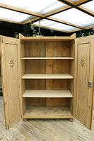 Fabulous Old Pine 2 Door Cupboard / Linen Cupboard / Food / Larder with Shelves - We Deliver! (9 of 11) Fabulous Old Pine 2 Door Cupboard / Linen Cupboard / Food / Larder with Shelves - We Deliver! (9 of 11)