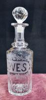 Victorian Etched Crystal Cloves Decanter (2 of 7) Victorian Etched Crystal Cloves Decanter (2 of 7)