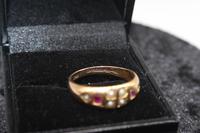 18ct Gold, Ruby & Pearl Ring, size Q, weighing 4.2g (5 of 7) 18ct Gold, Ruby & Pearl Ring, size Q, weighing 4.2g (5 of 7)