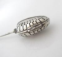 Rare Victorian silver patented ‘Teaette’ tea infuser George Gillett London 1898 (5 of 9) Rare Victorian silver patented ‘Teaette’ tea infuser George Gillett London 1898 (5 of 9)