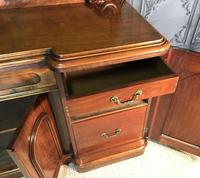 Victorian Mahogany Sideboard (10 of 17) Victorian Mahogany Sideboard (10 of 17)