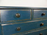 Charming Victorian Painted Chest of Drawers 19th Century (2 of 6) Charming Victorian Painted Chest of Drawers 19th Century (2 of 6)