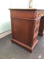 Quality Mahogany Inverted Breakfront Pedestal Desk (9 of 9) Quality Mahogany Inverted Breakfront Pedestal Desk (9 of 9)