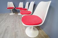 Tulip Chairs by Eero Saarinen (5) (2 of 6) Tulip Chairs by Eero Saarinen (5) (2 of 6)