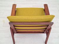 Danish Design by Illum Wikkelsø Armchair "Capella" Series, 70s, Teak, Renovated-reupholstered (11 of 13) Danish Design by Illum Wikkelsø Armchair "Capella" Series, 70s, Teak, Renovated-reupholstered (11 of 13)