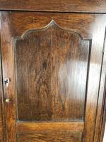 Early 19th Century Welsh Oak Press Cupboard (11 of 15) Early 19th Century Welsh Oak Press Cupboard (11 of 15)