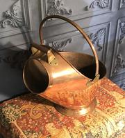Georgian Copper Coal Scuttle (4 of 7) Georgian Copper Coal Scuttle (4 of 7)