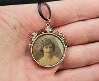 Antique 9ct Gold Locket, Seed Pearl, Edwardian (8 of 9) Antique 9ct Gold Locket, Seed Pearl, Edwardian (8 of 9)