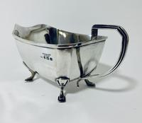 Antique Solid Sterling Silver Gravy Boat Jug (2 of 13) Antique Solid Sterling Silver Gravy Boat Jug (2 of 13)