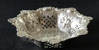 Silver Reticulated, Repousse Decorated Bon Bon Dish Birmingham 1907 (2 of 5) Silver Reticulated, Repousse Decorated Bon Bon Dish Birmingham 1907 (2 of 5)
