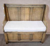 Oak Panelled Box Settle / Oak Hall Bench (2 of 11) Oak Panelled Box Settle / Oak Hall Bench (2 of 11)