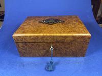 19th Century French Burr Cedar Inlaid Box (5 of 11) 19th Century French Burr Cedar Inlaid Box (5 of 11)
