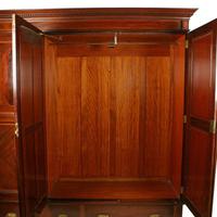 Edwardian Three Door Wardrobe (6 of 8) Edwardian Three Door Wardrobe (6 of 8)
