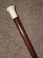 Antique Rosewood Walking Stick / Cane with Pommel Handle Top (5 of 11) Antique Rosewood Walking Stick / Cane with Pommel Handle Top (5 of 11)