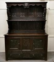 Early 18th Century Carved Oak Buffet Sideboard Dresser (2 of 14) Early 18th Century Carved Oak Buffet Sideboard Dresser (2 of 14)