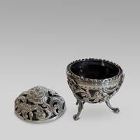 Hallmarked tortoise shell & silver string holder c1890 (2 of 4) Hallmarked tortoise shell & silver string holder c1890 (2 of 4)