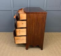 Regency Mahogany Bow Fronted Chest of Drawers (14 of 14) Regency Mahogany Bow Fronted Chest of Drawers (14 of 14)